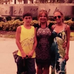 Meet your Posher, Anita